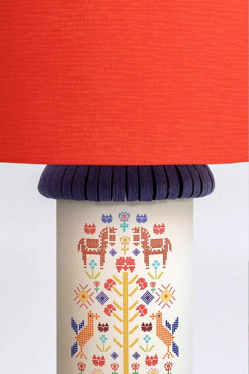 Red Motif - Image 2